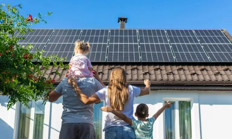 Combien rapportent les panneaux solaires ? Calcul du retour sur investissement