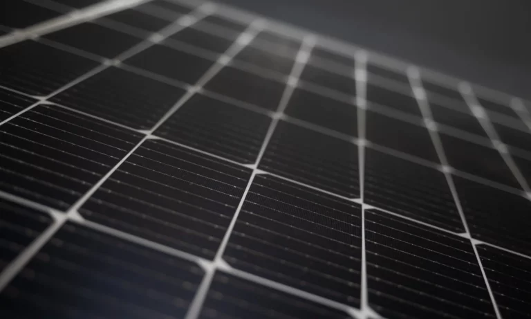 Faut-il installer une batterie de stockage pour vos panneaux solaires ?